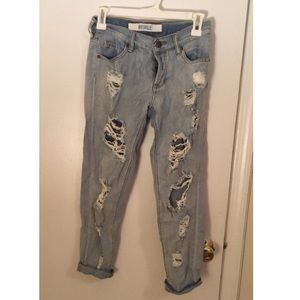 Brandy Melville Distressed Boyfriend Jeans